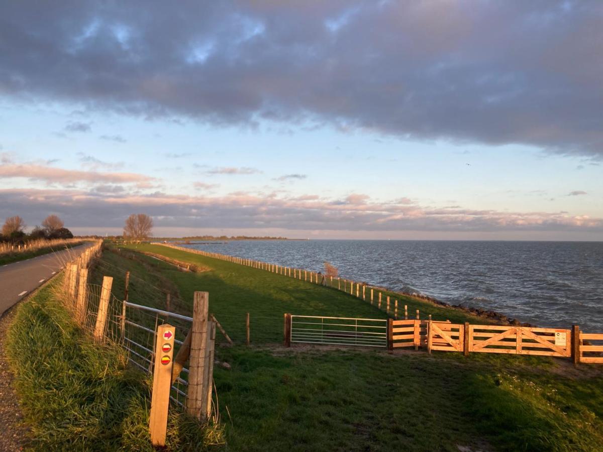 Vakantiehuis Het Uilennest Wijdenes Exteriör bild